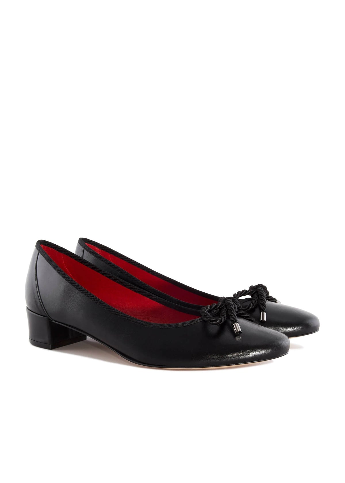 Low heeled court shoes with block heel - Lucia, black leather, bow decoration