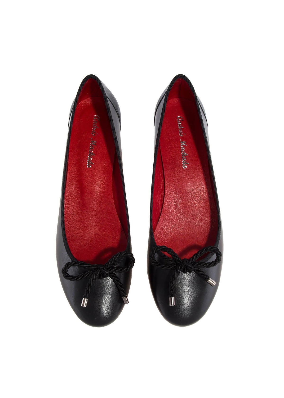 Low heeled court shoes with block heel - Lucia, black leather, bow decoration