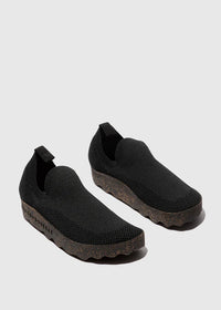 Strapless Clip Sneakers - black stretchy knit