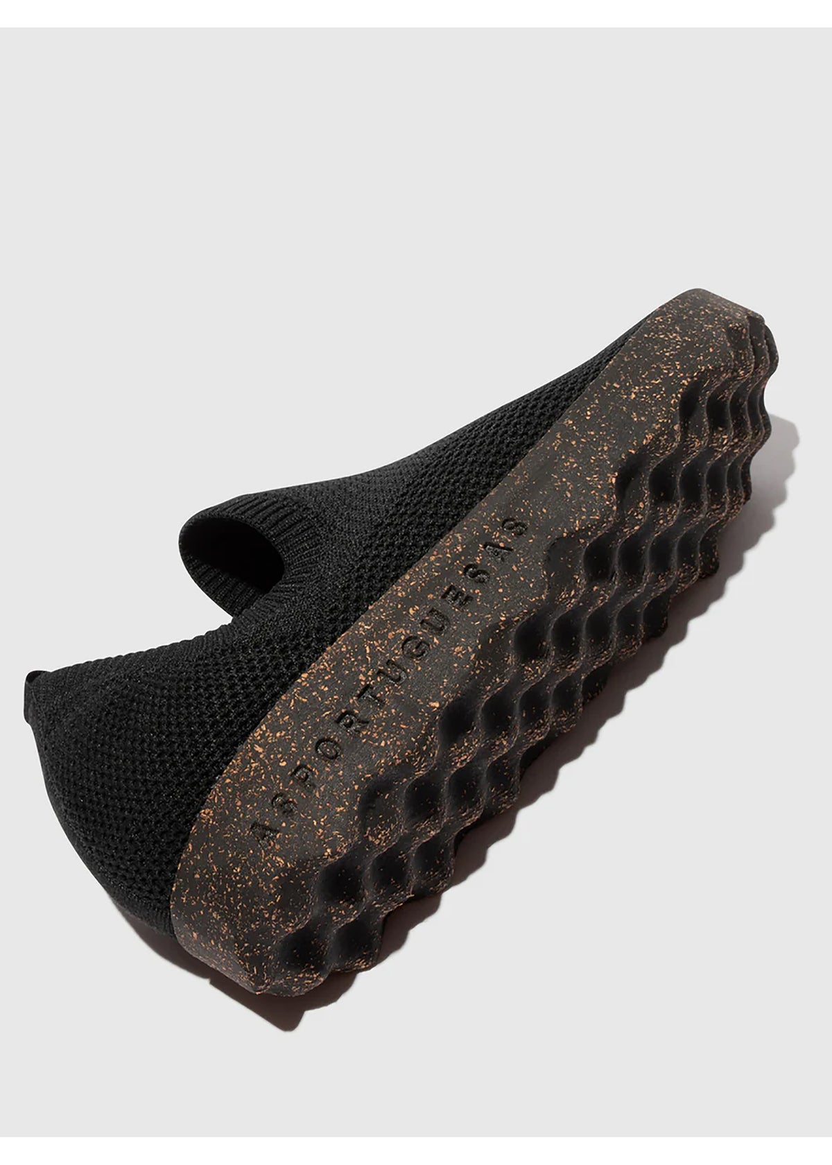 Strapless Clip Sneakers - black stretchy knit