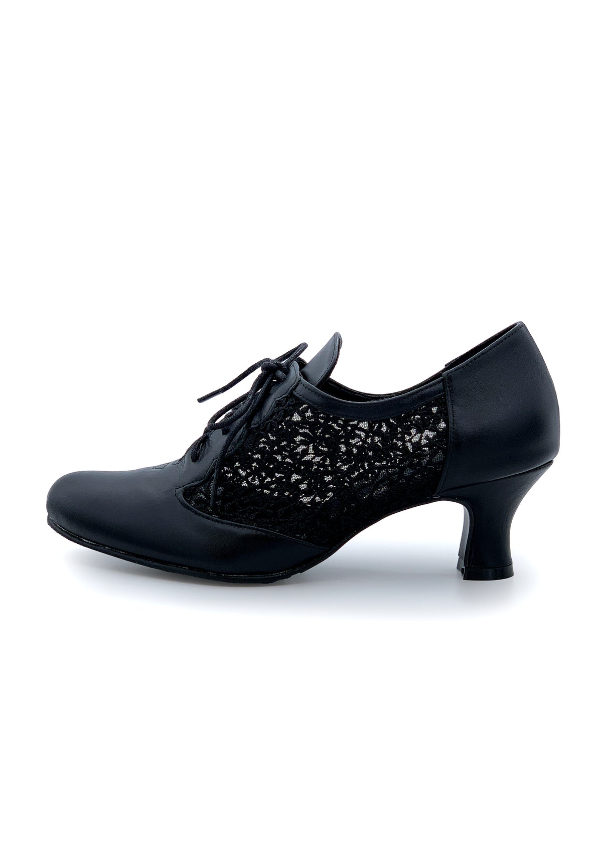 Festive walking shoes with low heel - black leather, lace sides