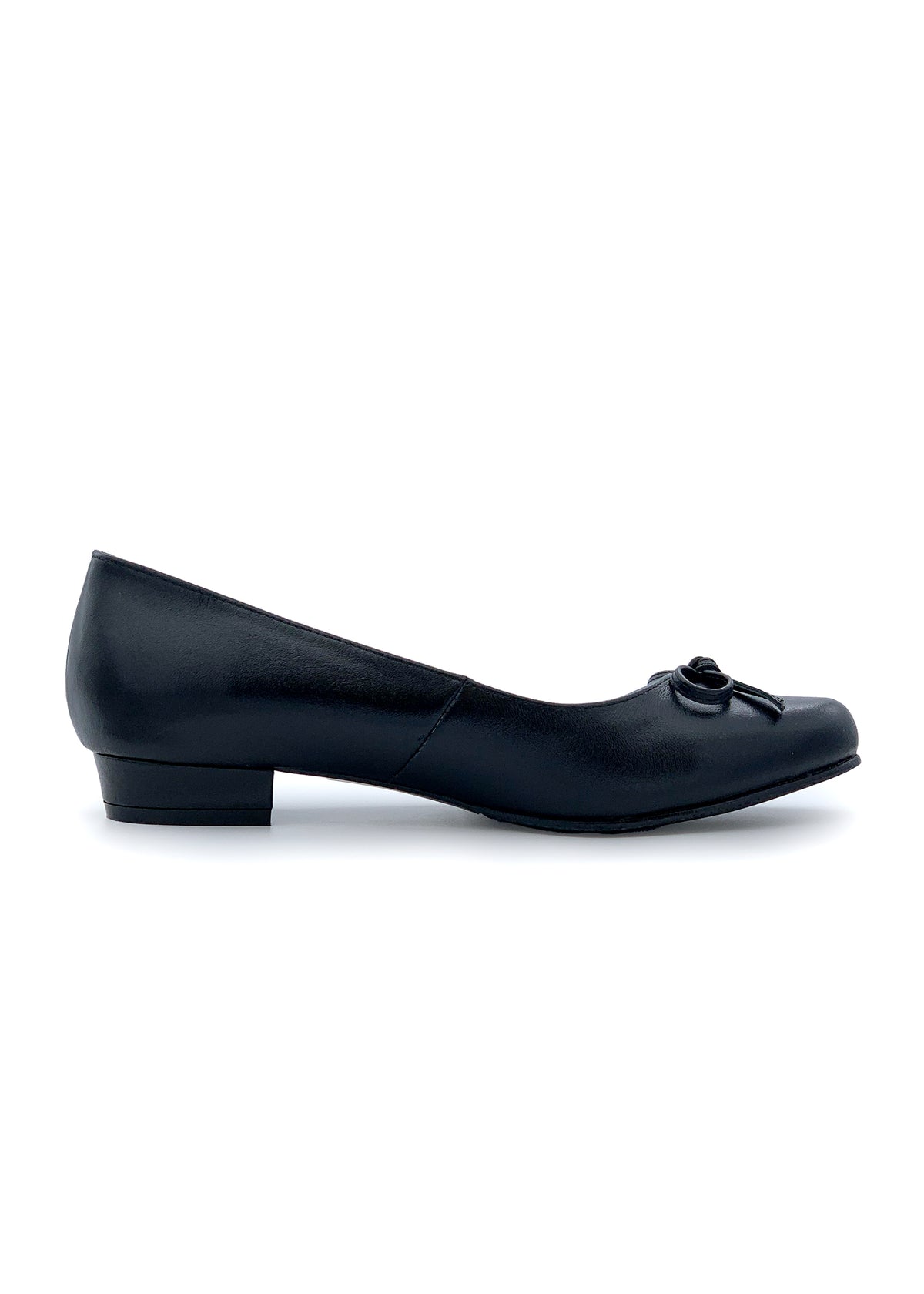 Low-cut pumps - black leather, bow