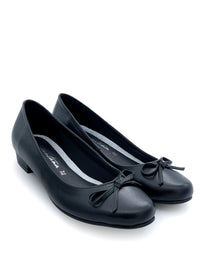Low-cut pumps - black leather, bow