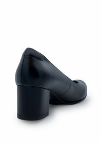 Pumps med klack - svart läder