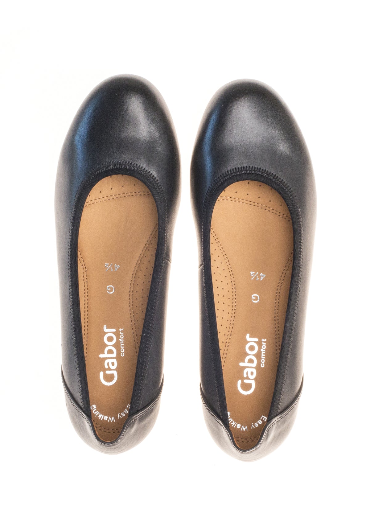 Pumps with low wedge heel - black smooth leather