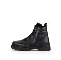 Winter shoes with thick soles - black