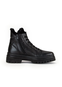 Winter shoes with thick soles - black