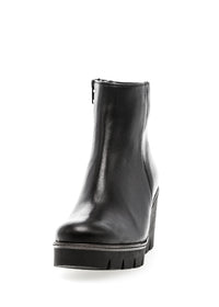 Strapless ankle boots with wedge heel - black leather