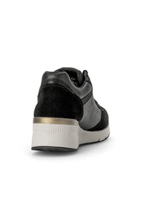 Sneakers with white wedge sole - black leather