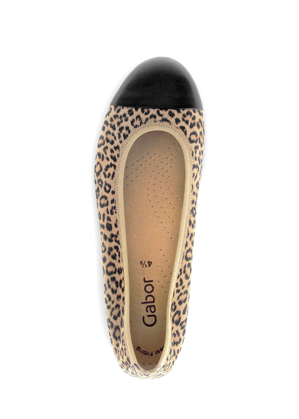 Ballet flats - leopard pattern, black tip
