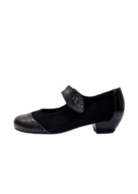 Pumps with Velcro strap - black leather, wide fit