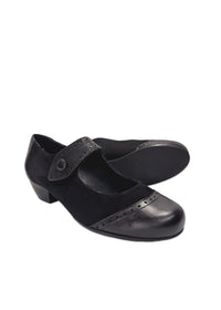 Pumps with Velcro strap - black leather, wide fit