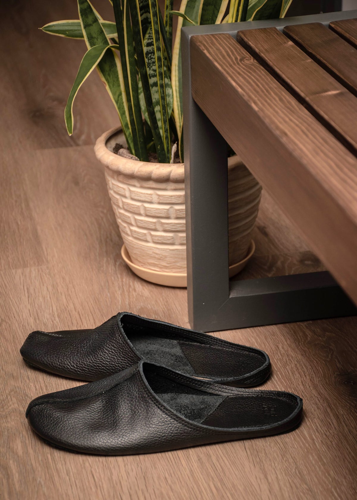 Sulbi slippers - black leather