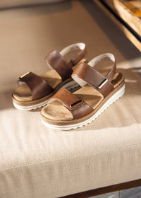 Sandaler med tjock sula - brun, kardborreband