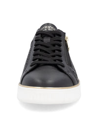 Sneakers - svart läder med hålmönster, gyllene detaljer