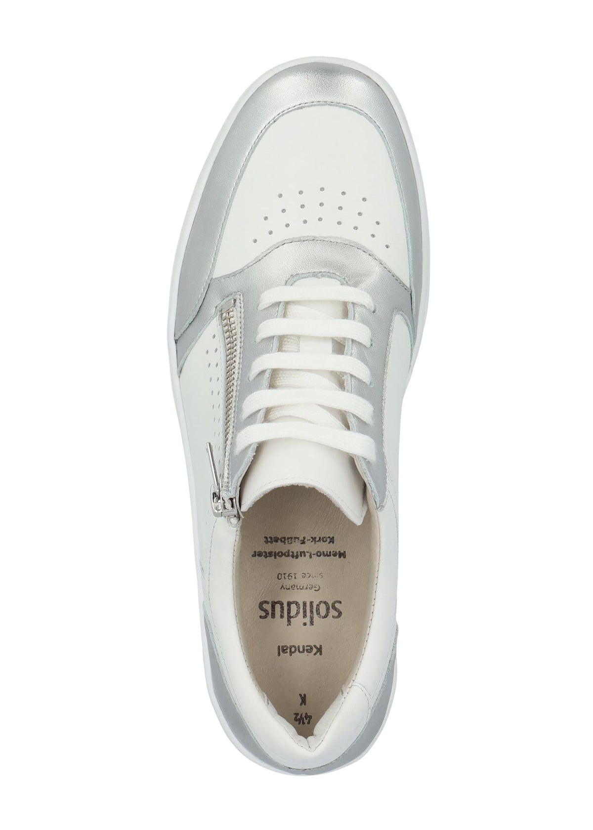 Sneakers - Kendal, vitt läder, silverfärgade detaljer, bred läst