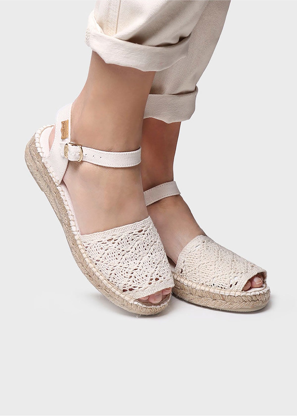 Espadrillot - Eulalia, kermanvaalea pitsikangas, vegaaninen