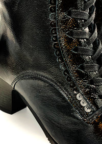 Heeled boots - Linnea, black patent leather, laces